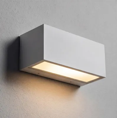 Image de Applique extérieure LED C4 Nemesis - 15 W, IP66, blanc