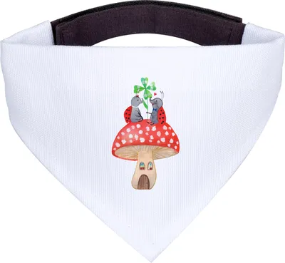 Produktbild von Mr. & Mrs. Panda Bandana Marienkäfer Fliegenpilz - Weiß - Geschenk, Zuhause, Hunde Hals Tuch, Hundehalstuch, Wohnung, Fleigenpilzhaus, Haus, Dreieckstuch, Lustige Sprüche
