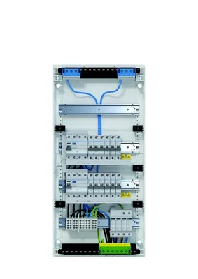 Immagine prodotto di HAGER VA48BV1 Kleinv. APV 4x12PLE IP30 bestückt verdr. (VA48BV1)