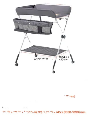 Image de Table à langer, réglable en hauteur, design pliable, forme en X de couleur gris foncé