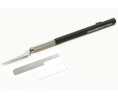 Produktbild von TAMIYA Seghetto Handsäge mit 2 Klingen, 43 mm Länge, 0,35 mm Stärke, feine Zähne