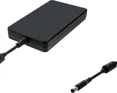 Immagine prodotto di Qoltec 51748 power adapter/inverter Indoor 240 W Black