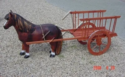 Productafbeelding van Paard met wagen, decoratieve figuur, tuinbeeld, sculptuur, decoratie, nieuw