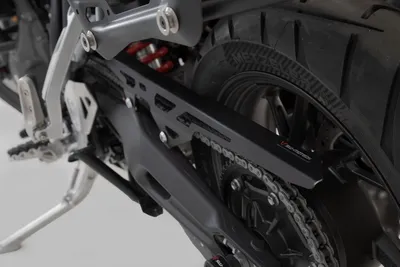 Produktbild von Kettenschutz SW-MOTECH schwarz für Triumph Tiger 900/ GT/ Rally/ Pro Bj. 2019