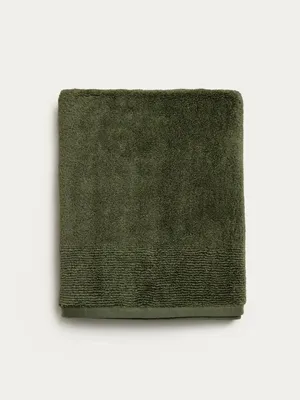 Obrázok produktu pre HOMLA DESMA, ručník, olivovo zelený, mäkký, 600 g/m², 70 x 130 cm