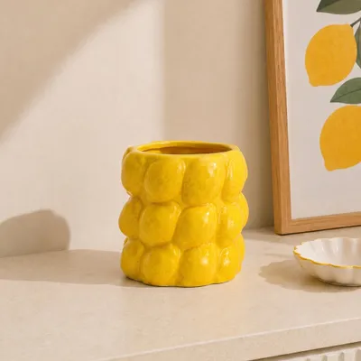 Produktbild von Blumenvase in Gelb mit Zitronen 3D Muster in Ø 13x13 cm