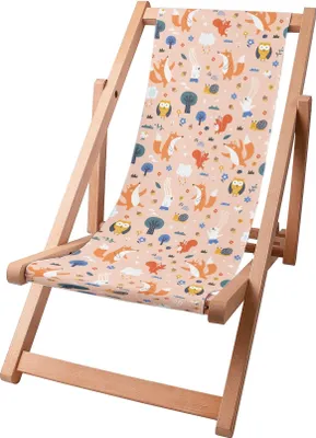 A children's deck chair with a forest-themed pattern.