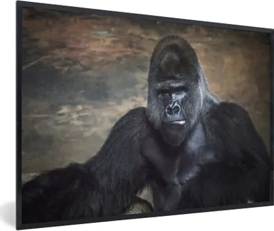 Produktbild von MuchoWow® Gerahmtes Poster Porträtbild eines schwarzen Gorillas 90x60 cm - Poster mit Schwarzem Bilderrahmen Wandposter Rahmen Foto Bilder - Fotorahmen - Foto-Plakat
