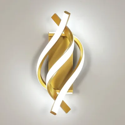 Immagine prodotto di Lampada da parete LED moderna, finitura oro, 22W, 2500 lumen, realizzata in alluminio