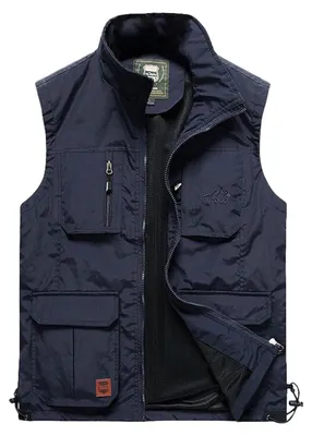 Image de Gilet de voyage léger avec de nombreuses poches, idéal pour les activités de plein air