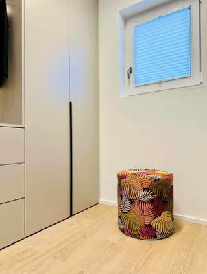 Produktbild von H.O.C.K. Copacabana Hocker rund Pouf ø45x45cm floral pink fuchsia