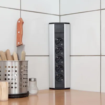 Image de Multiprise d'angle – 3 prises – 3500 W – 16 A – câble de 1,5 m – design en aluminium – compacte – sécurité enfants – pour la cuisine, le bureau, le salon [20482]