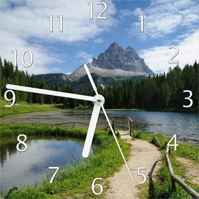Produktbild von Wallario Design Wanduhr See in Berglandschaft aus Echtglas, Größe 20 x 20 cm