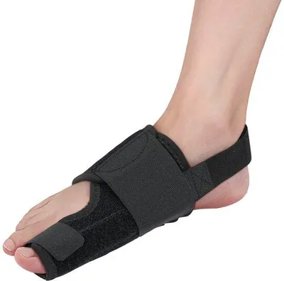 Obrázok produktu pre Ortéza na podporu zlomeného palca, vhodná pri zlomeninách, natiahnutí a artritických problémoch, unisex, s 2 odnímateľnými kovovými doskami určenými pre pravú nohu