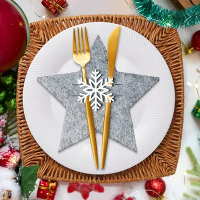 Image de set de 12 porte-couverts de Noël en feutre Étoile Décoration de table Gris