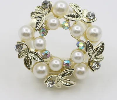 Produktbild von Eleganter Kunstperlen-Strass-Schal-Ring, Seidenschal, Schnallen-Clip, Modeschmuck