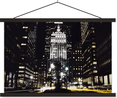 Produktbild von MuchoWow® Textilposter New York - Nacht - Beleuchtung 90x60 cm mit schwarzem Rahmen - Aufhängungssatz