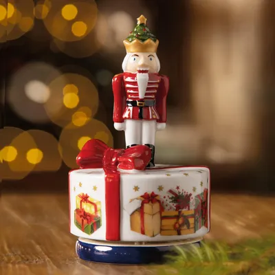 Obrázek produktu pro Villeroy & Boch Nostalgic Melody Louskáček na ořechy otočný 15x9cm