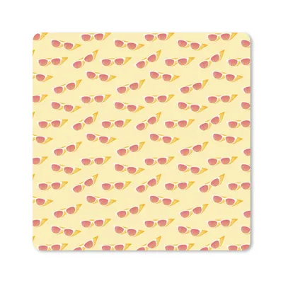 Produktbild von MuchoWow® Mauspad Mousepad Sommer - Gemustert - Sonnenbrille - Gelb 30x30 cm - Mousepads - Maus Mat - Pad - Mausunterlage - Gaming