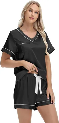 Sommerliche kurze Damenpyjama mit V-Ausschnitt, bequeme Pyjamakombination für zu Hause und zum Schlafen, lässig und stilvoll