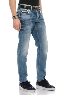 Produktbild von CD594 Herren bequeme Jeans im Regular Fit-Schnitt