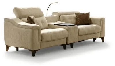 Immagine prodotto di Divano imbottito beige a due posti, con tavolino integrato di pregio