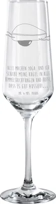 Produktbild von Mr. & Mrs. Panda Glas Avocado Yoga - Transparent - Geschenk, Bauch, Hilfe, Champagnerglas, Humor, Haha, Sektglas, Unsportlich, Sektflöte, mit Gravur, Trinkglas