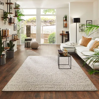 Produktbild von Handwebteppich Lindau - Jutekern mit gewalkter Schurwolle in Wollweiß, Größe: 250x300 cm