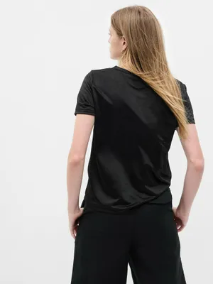 Produktbild von GAP T-Shirt mit V-Ausschnitt 757756-01__XXS