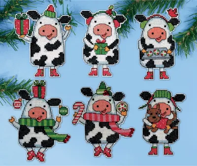 Produktbild von Design Works Kreuzstich Stickpackung "Weihnachtsbaum Dekoration Weihnachtskühe 6er Set", Zählmuster, 8x9cm