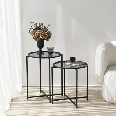 Produktbild von Skye Decor, Eleganter Beistelltisch (2 Stück), Schwarz, 50 x 60 x 50 cm & 50 x 50 x 50 cm | 100% gehärtetes Glas, 100% Metallrahmen | Moderner, industrieller Stil für Ihr Zuhause.