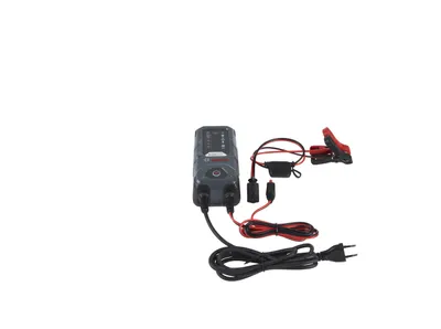 Produktbild von BOSCH C30 Autobatterie Ladegerät Batterieladegerät 14,7V 3,8A für KFZ LKW Moto