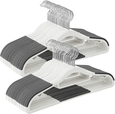 Produktbild von SONGMICS Kleiderbügel, 50er Set, Jackenbügel aus Kunststoff, gut belastbar, Anti-Rutsch-Design, platzsparend, 0,6 cm Dicke, um 360° drehbarer Haken, 42 cm lang, weiß-dunkelgrau CRP020W02