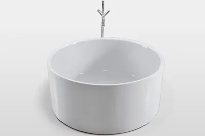Immagine prodotto di Vasca da bagno freestanding tonda diametro 134cm con rubinetto a colonna – Crystal