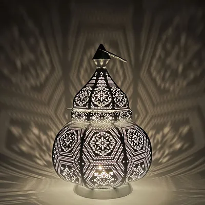 Produktbild von Orientalische Laterne aus Metall Maha Weiss 28cm | orientalisches Marokkanisches Windlicht Gartenwindlicht | Marokkanische Metalllaterne für draußen als Gartenlaterne, oder Innen als Tischlaterne