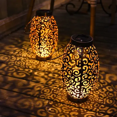 Produktbild von Laternen Gartenleuchten, LED Solarleuchte, Solar Laterne für Außen, 2er Set Solarlampen Wasserdicht für Weg Garten Patio Terrasse und Hof Weihnachten