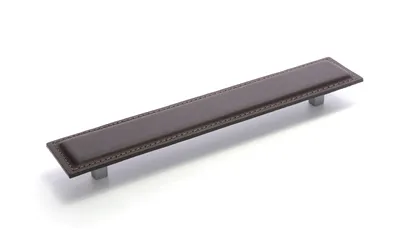 Obrázok produktu pre Rujzdesign nábytková úchytka 516.30 F - povrch: koža hnedá + hliník lakovaný, rozteč: 192 mm
