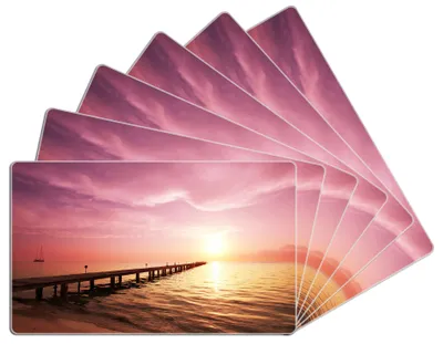 Produktbild von Wallario Frühstücksbrettchen 6er Set aus Glas, je 14 x 23 cm, mit rutschfesten Füßen, Motiv Auf dem Weg zur Sonne Steg am Meer