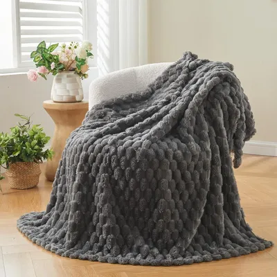 Productafbeelding van Zachte fleece deken - Kunstbont - Jacquard, grijs - 153 x 203 cm