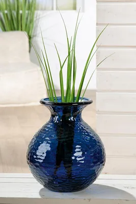 Produktbild von GILDE Vase Pietro aus Glas, dunkelblau, strukturiert, bauchige Form, Höhe 33 cm,