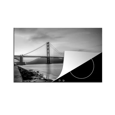 Produktbild von KitchenYeah© Herdabdeckplatte Golden Gate Bridge bei Sonnenuntergang in der Nähe von San Francisco - schwarz und weiß , 90x52cm, Küche Deko, Glaskeramikkochfeld Herdabdeckung, Abdeckplatte fùr Kochfeld