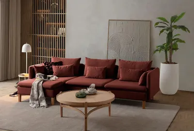Produktbild von Hanah Home, Ecksofa in Fliesenrot, 285 x 150 x 100 cm | 70% HORNBEAM, 30% melaminbeschichtete Spanplatte | 100% Polyester (Velours), 8 Kissen, pflegeleicht, modular, 240 kg Tragfähigkeit.
