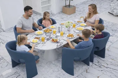 Obrázok produktu pre Elegantná jedálenská zostava: jedálenský stôl s 6 modernými stoličkami, dizajnérsky nábytok