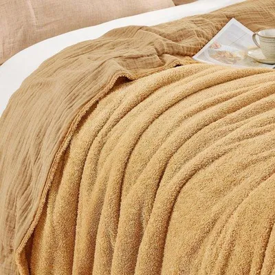 Produktbild von Unyqoos® Gewebte Baumwolldecke – doppelseitig (Musselin & Fleece), atmungsaktiv, weich & hautfreundlich, 130×150–200×230 cm, ganzjährig für Sofa, Bett & Picknick