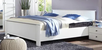 Produktbild von Schlafzimmer-Set "Chalet" in WEISS mit 2 Schubladen. Abmessungen (BxHxT) 293x85x210 cm