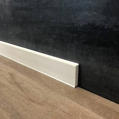 Produktbild von PROVISTON | Sockelleiste Hartschaum PVC | 12 x 60 x 2500 mm | Weiß | Kunststoff