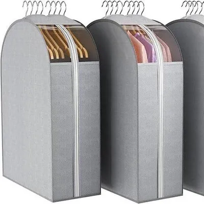 Produktbild von Kleiderschutzset mit Haken, Kleidertaschen, Hakenhüllen und Staubhüllen