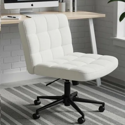 Immagine prodotto di Sedia ergonomica per ufficio - Sedia girevole - Seduta ampia per sedersi a gambe incrociate - Regolabile in altezza - Con braccioli - Con rotelle - Rivestimento in sherpa bianco