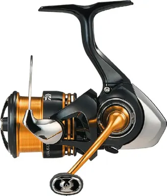Zdjęcie produktu dla Kołowrotek spinningowy Daiwa Legalis Lt 2023 Golden 4000CXH Golden 4000CXH