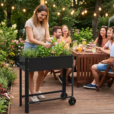 Image de Bacs surélevés de jardin QEENTOE, avec roues et poignées. Bacs surélevés en métal pour le jardin, avec espace de rangement pour les légumes et les herbes aromatiques (noirs)